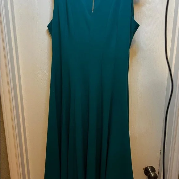 Calvin Klein Teal V-Neck Midi Dress - Picture 2 of 4